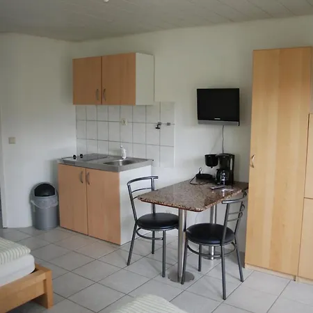 Schaefer Guest house *