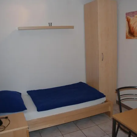 Schaefer Guest house *