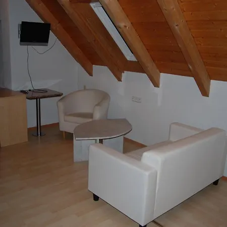 Schaefer Casa de hóspedes Obersulm